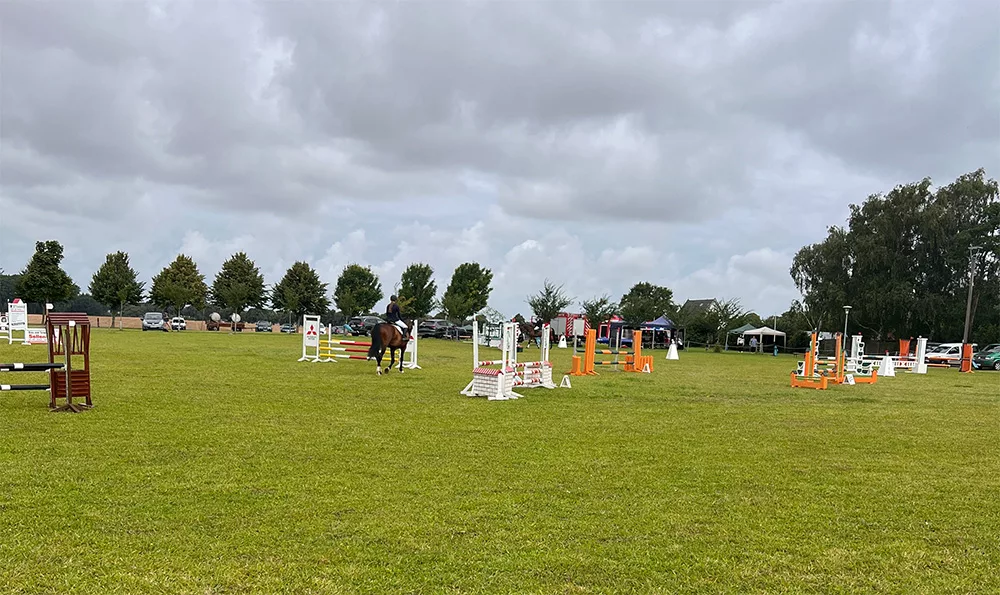 Reitturnier mit Dorffest in Prohn